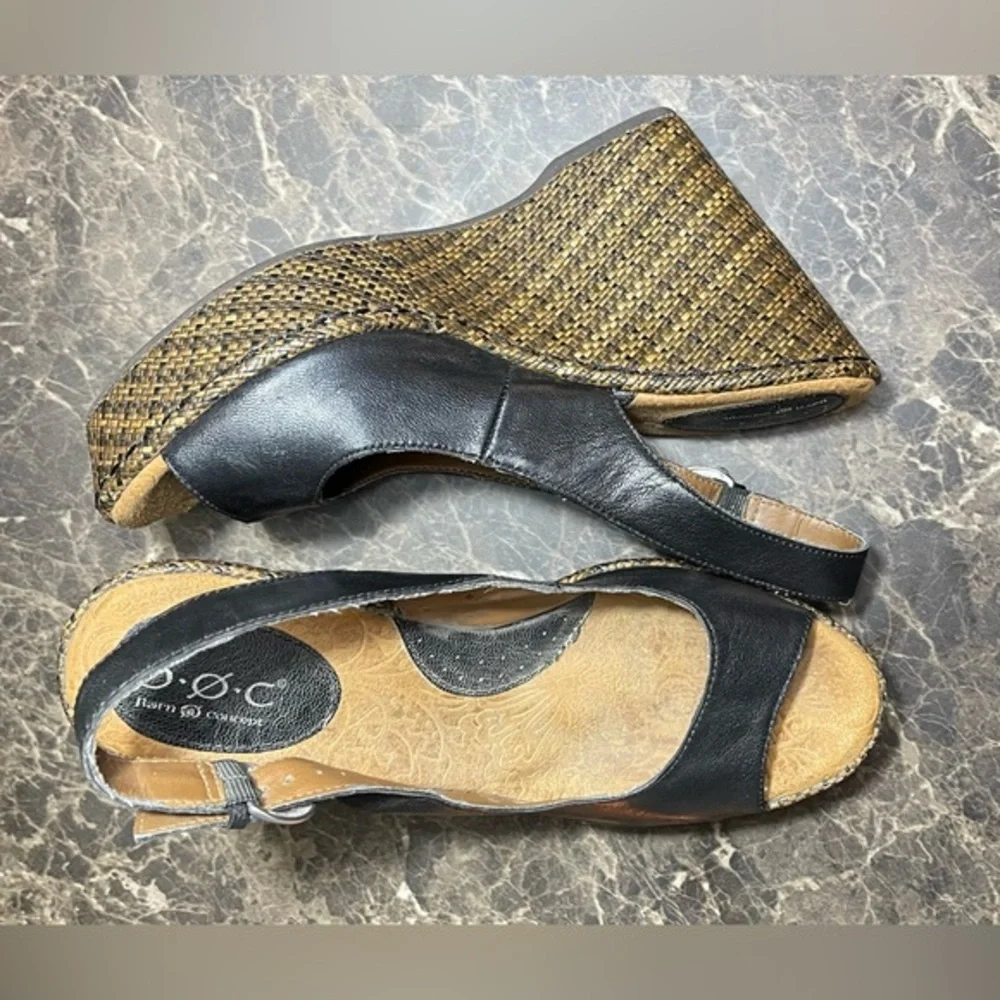 BOC comfortable leather wedges